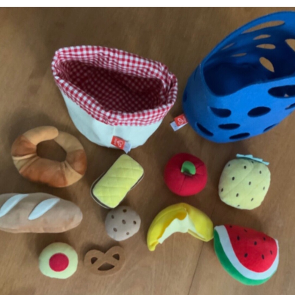 Hape Toddler Fruit/ Bread Basket |Soft Pretend Food Playset Toy Age 18 mo+